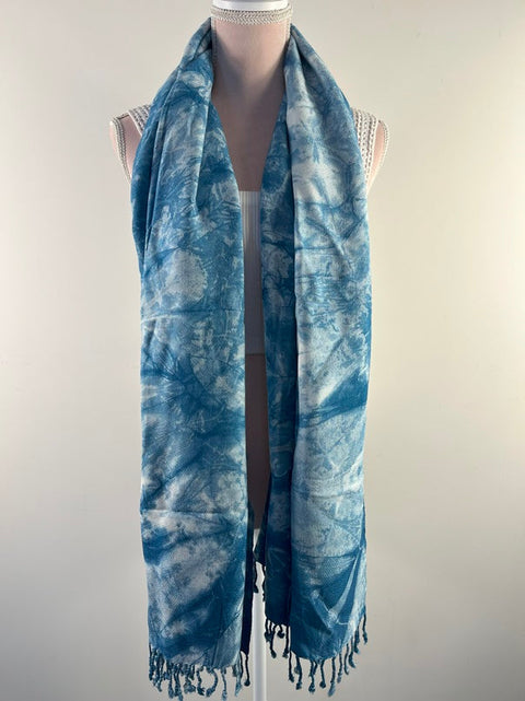 Naturfärgade sjalar